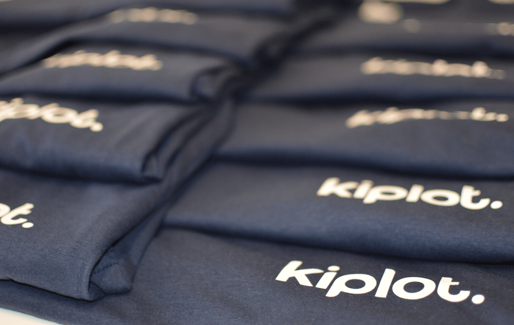 Need Small Quantity Printed T-Shirts?