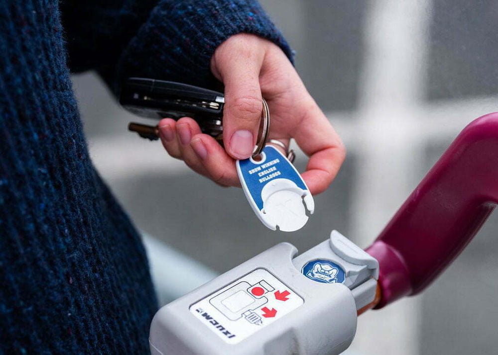 Pop Coin Trolley Keyring (1GBP)