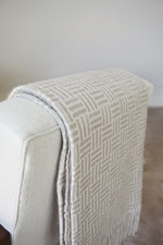 Branded VINGA Lenox blanket