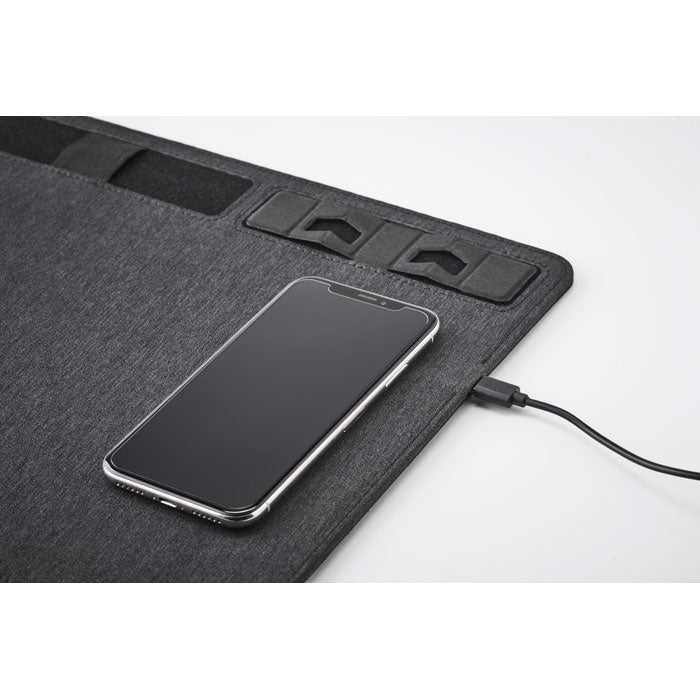 Branded RPET mouse mat charger 15W