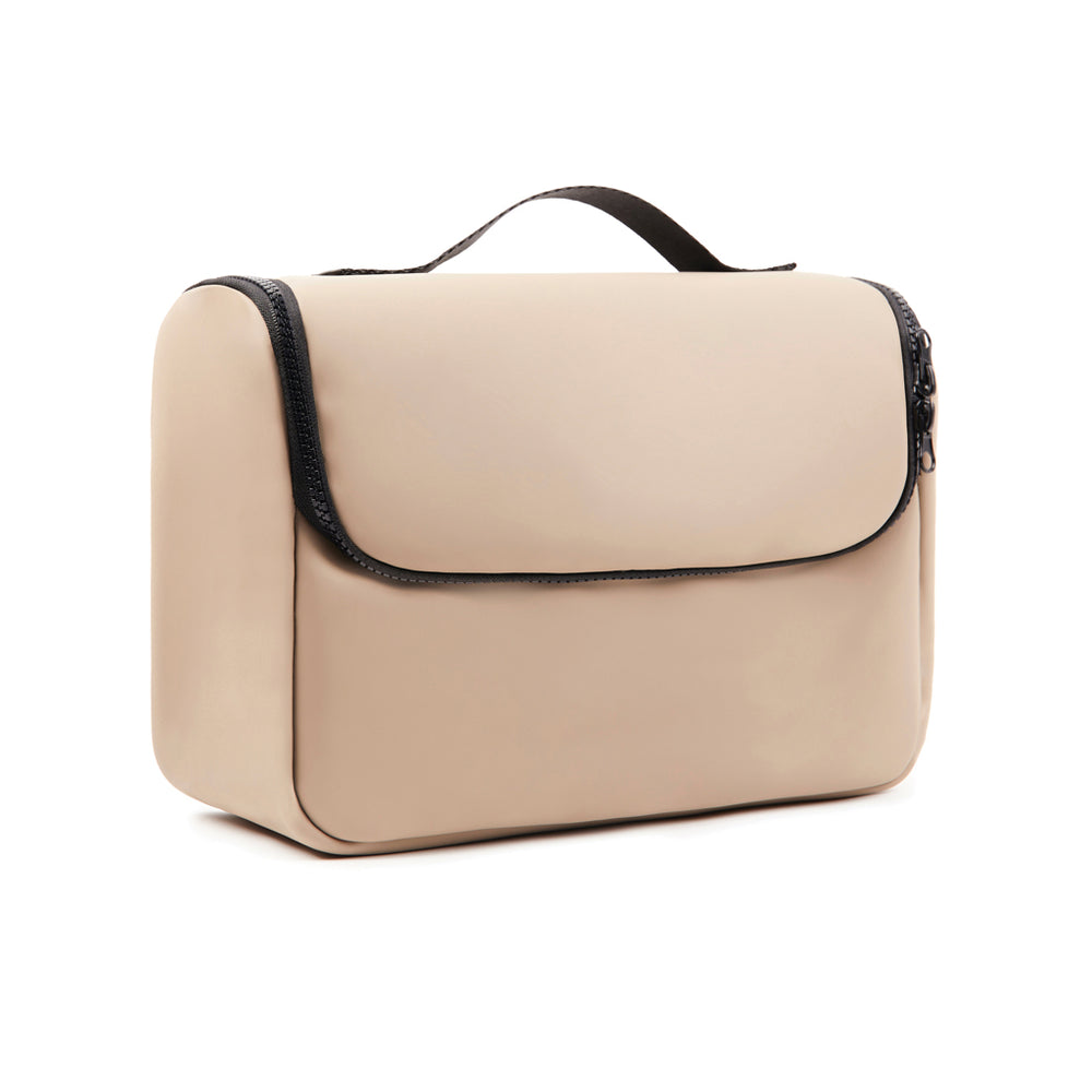 Branded VINGA Baltimore travel toiletry bag