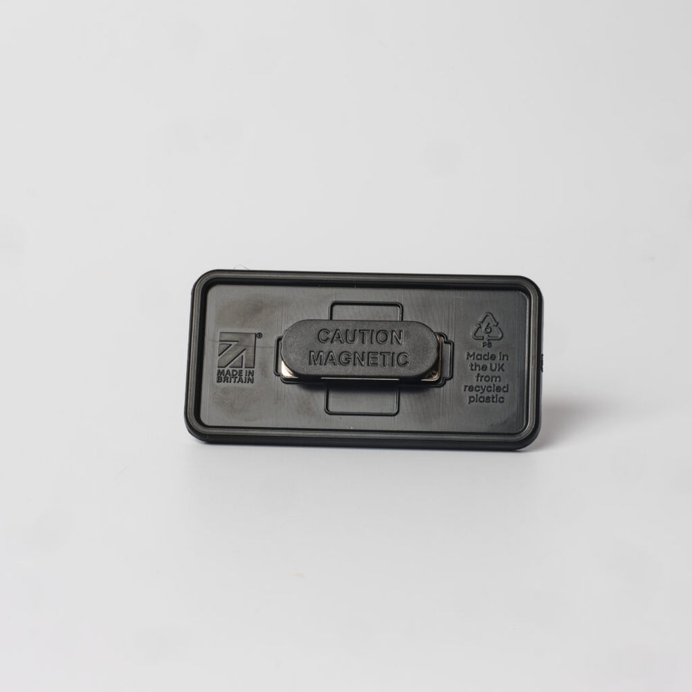 Chalkboard Name Badge - Low Window - Magnet