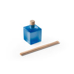 YEUN. Diffuser sticks in glass bottle