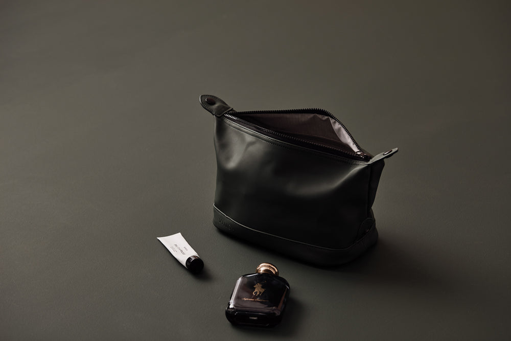 Branded VINGA Baltimore Wash Bag