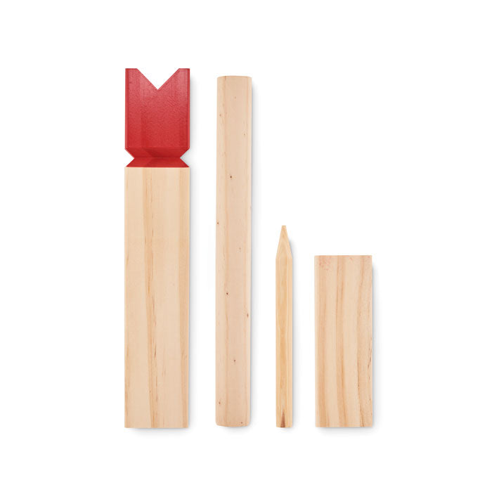 Branded Pinewood outdoor throwing game