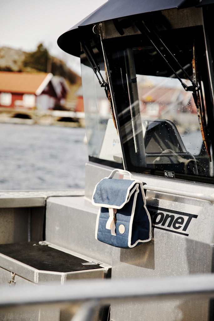 Branded VINGA Sortino day-trip cooler bag