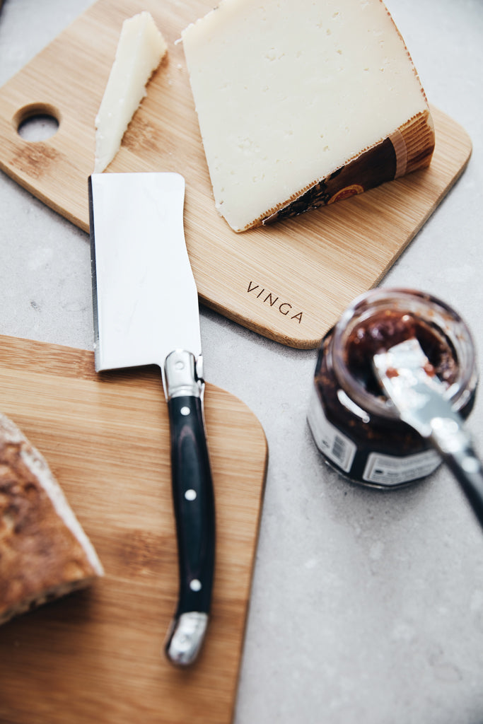 Branded VINGA Gigaro cheese knives