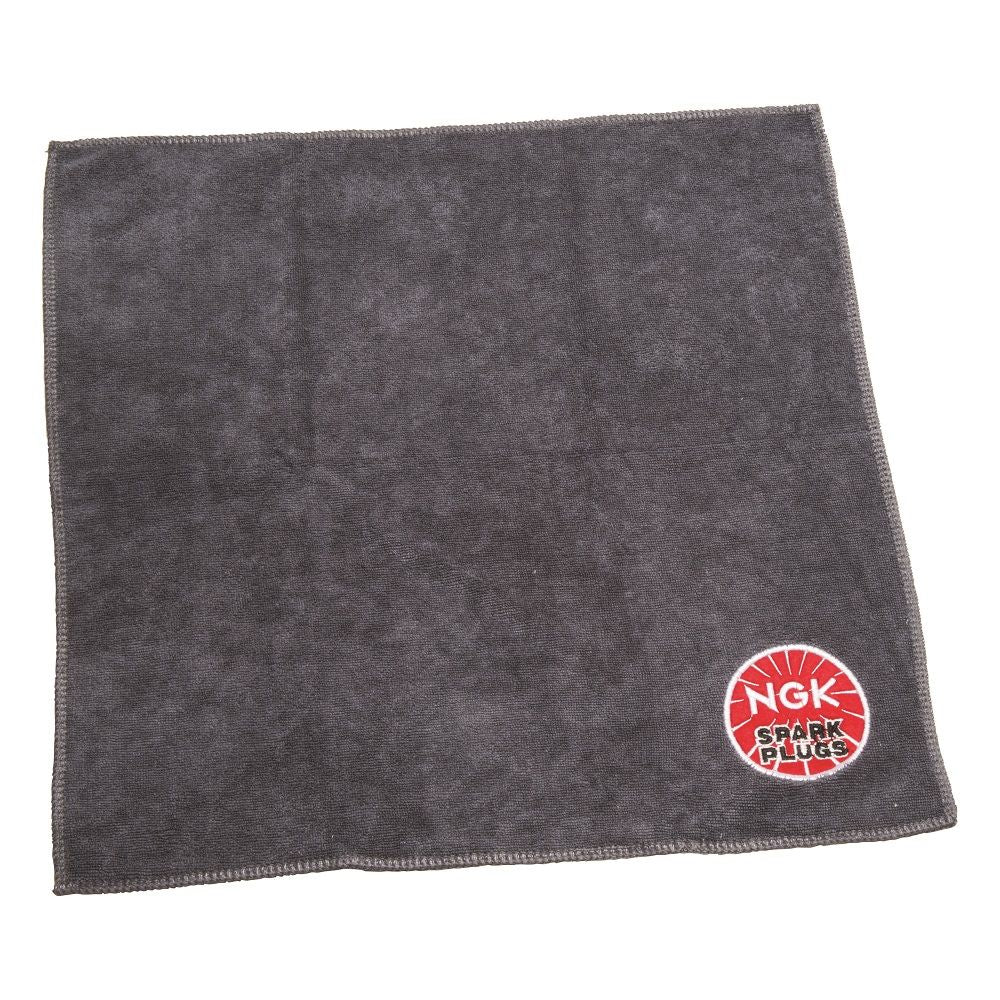 Branded Microfibre Sports Towel (Large: Woven Label)