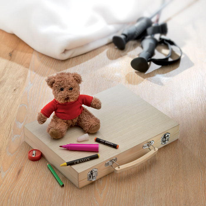 Branded Artist's set in wooden box