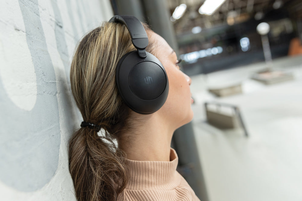 Branded Urban Vitamin Cupertino RCS rplastic ANC headphone