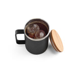 LAUDA. Mug in 90% recycled stainless steel with bamboo lid 420 mL