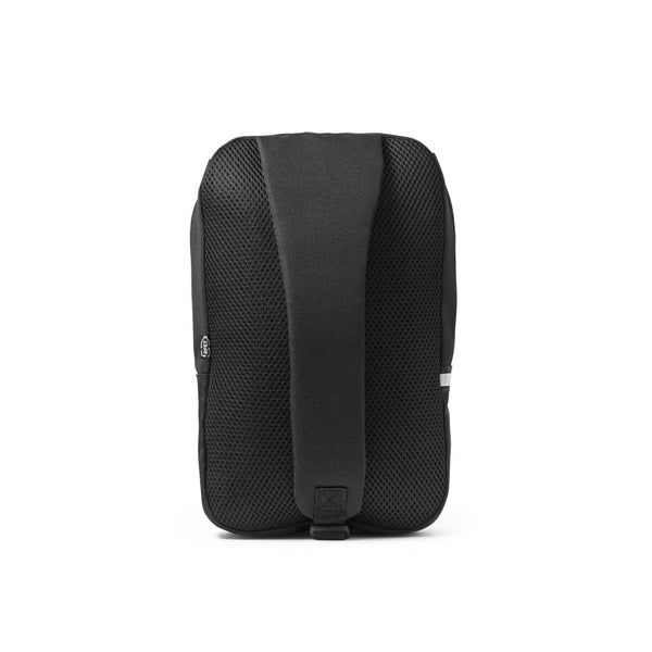 DELFOS. 300D PET (100% rPET) and 600D PET (100% rPET) shoulder bag