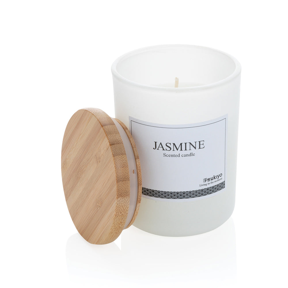 Branded Ukiyo deluxe scented candle with bamboo lid