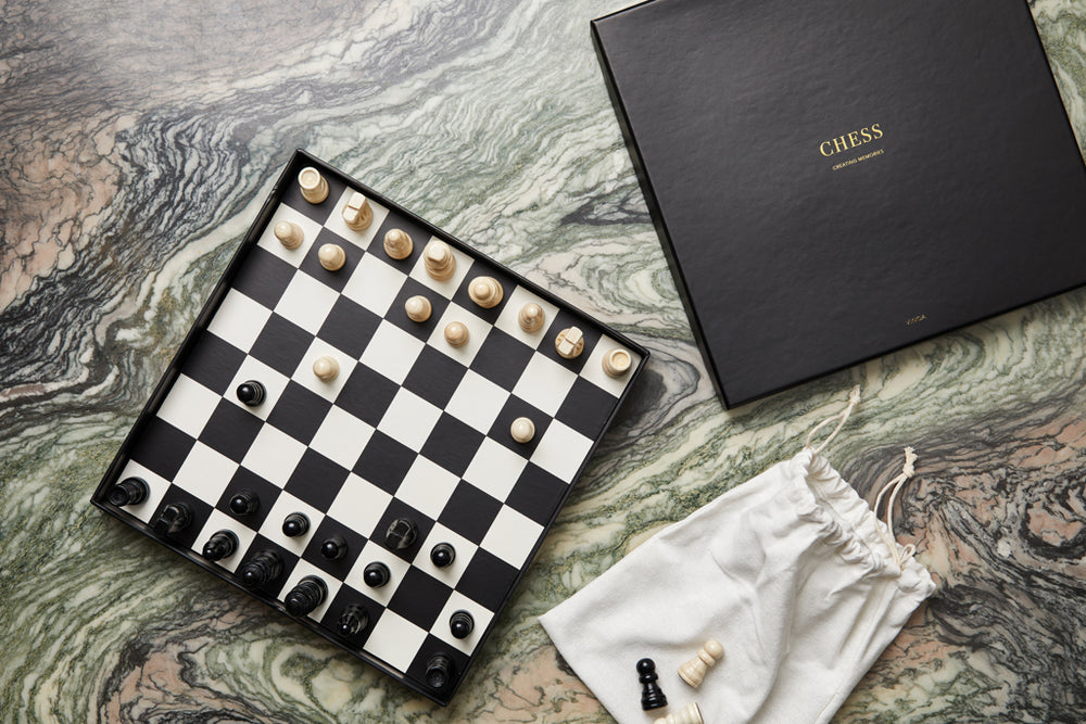 VINGA Chess coffee table game