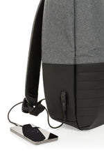 Branded Swiss Peak AWARE™ RFID anti-theft 15'' laptop backpack
