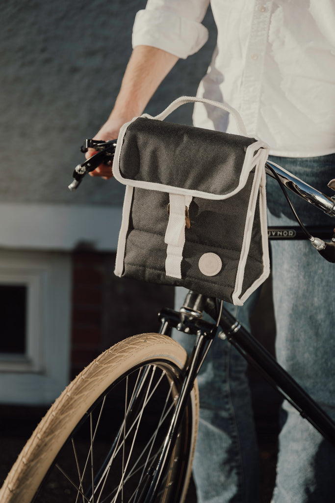 Branded VINGA Sortino day-trip cooler bag
