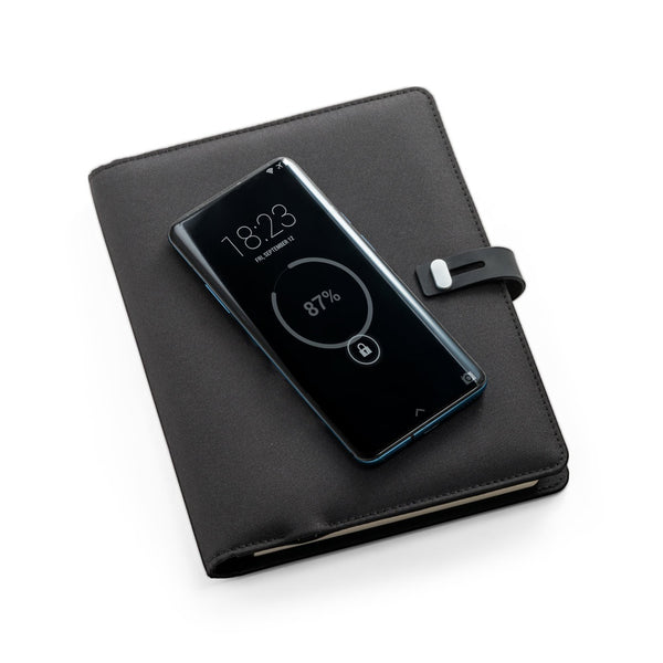 EMERGE A5 FOLDER. A5 folder in 300D 100% rPET with wireless charger