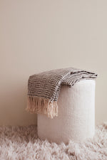 Branded VINGA Lenox blanket