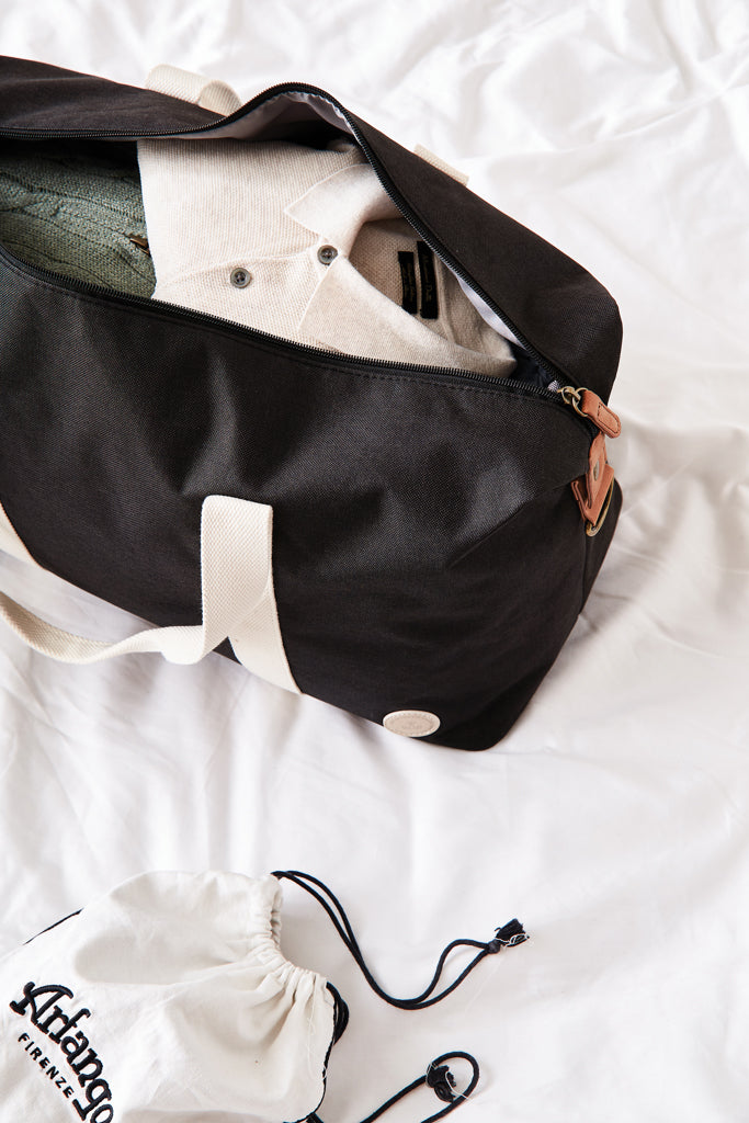 Branded VINGA Sortino weekend bag