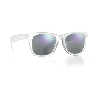 Sunglasses with mirrored lense