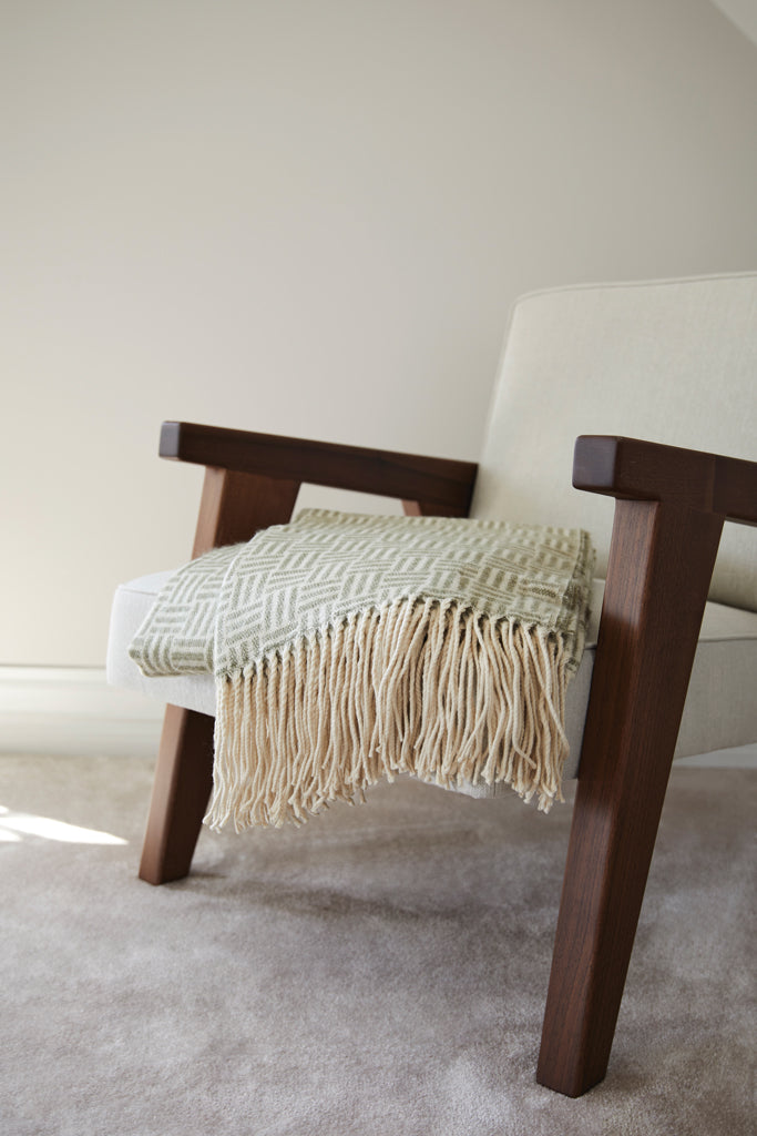 Branded VINGA Lenox blanket