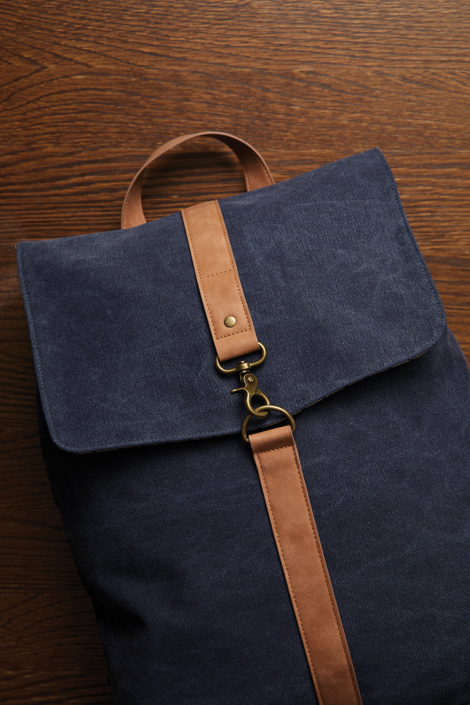 Branded VINGA Bosler backpack GRS recycled canvas