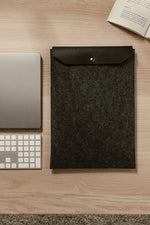 Branded VINGA Albon GRS recycled felt 17" laptop sleeve