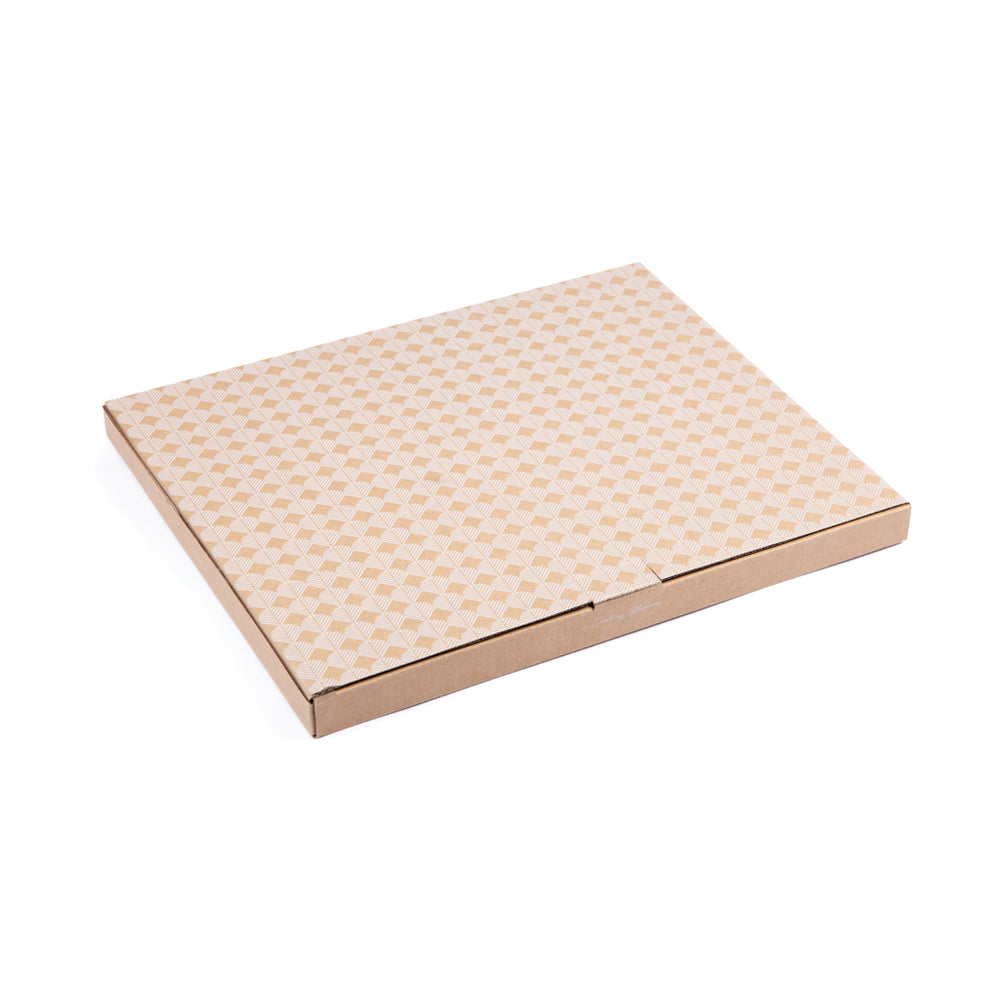 Branded VINGA Buscot horizontal serving board