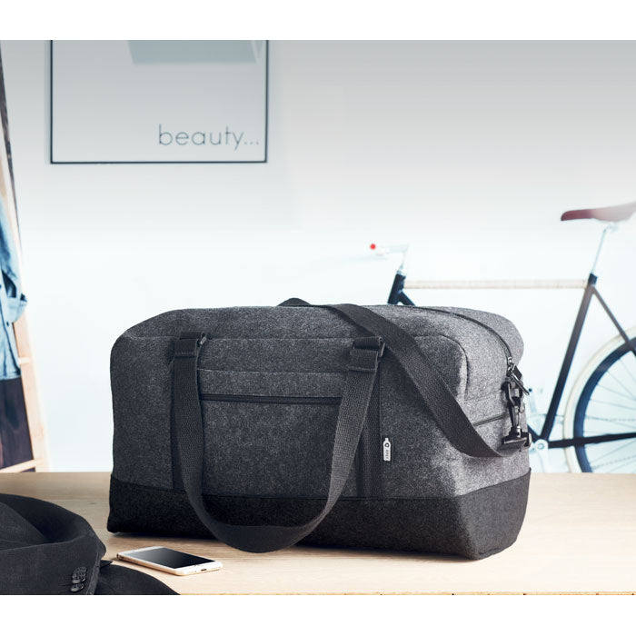 Branded RPET felt weekend bag