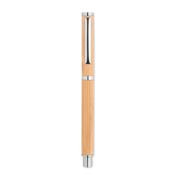 Front view of the Bamboo Gel Pen with lid on