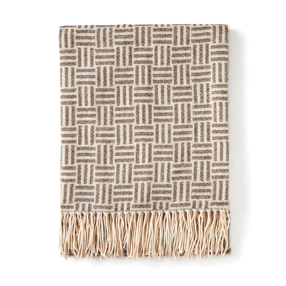 Branded VINGA Lenox blanket
