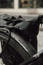 Branded VINGA Baltimore bike bag