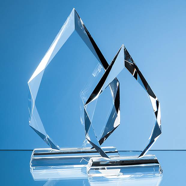 Branded 20cm x 13cm x 20mm Clear Glass Facetted Diamond Peak Award