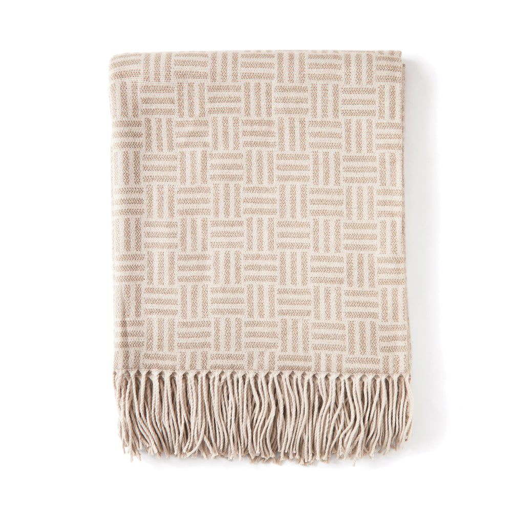 Branded VINGA Lenox blanket