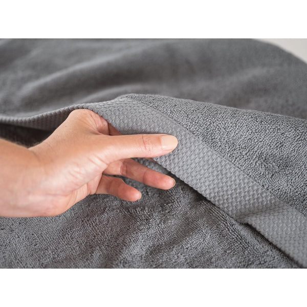 BARDEM L. Bath towel (500 g/m²) in cotton and recycled cotton