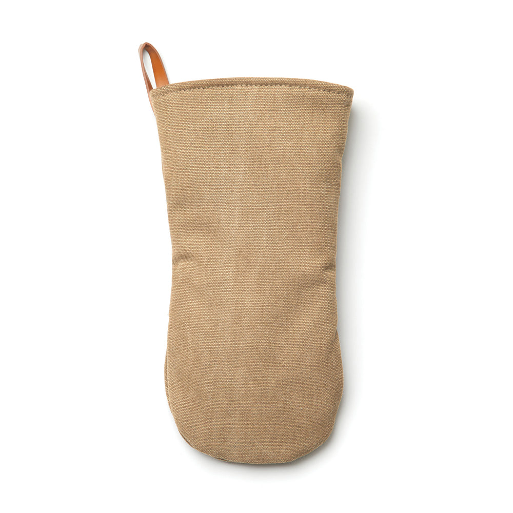 Branded VINGA Asado oven mitt