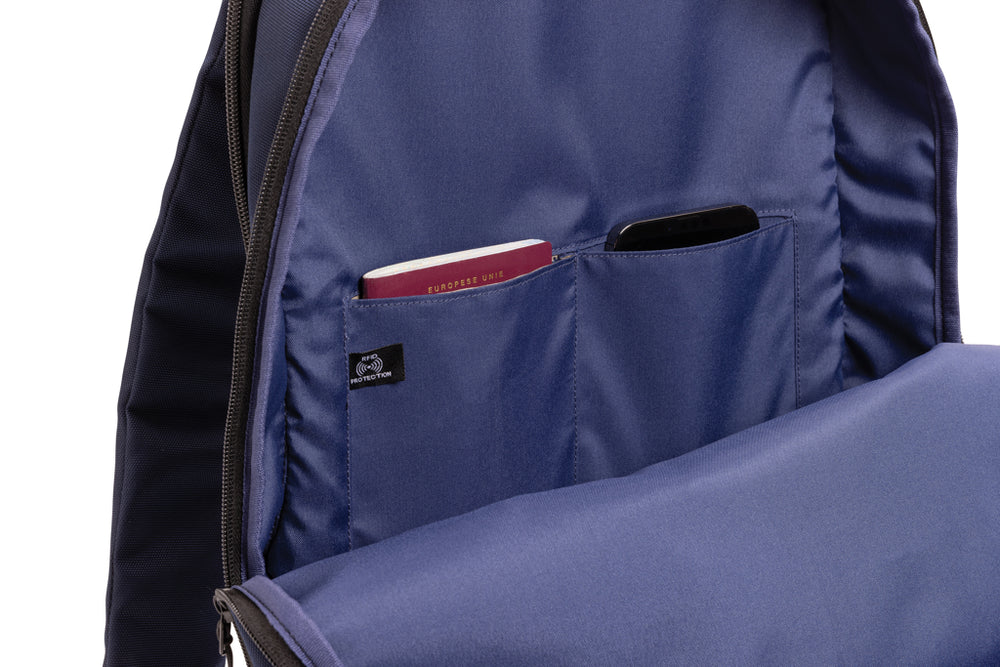 Impact AWARE™ 1200D 15.6'' modern laptop backpack