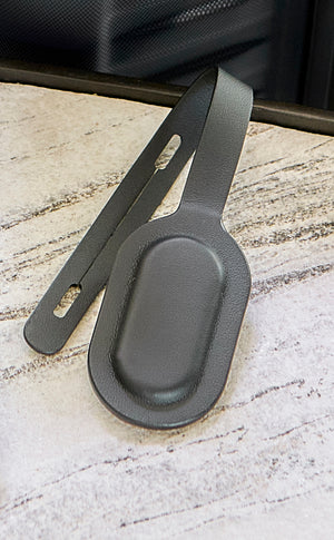 The Kaia - Recycled PU luggage tag (Built-in Apple Find My)