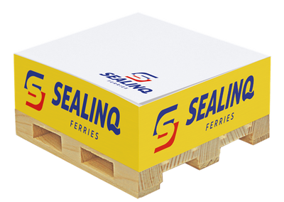 Smart-Block - Baby on Wooden Pallet