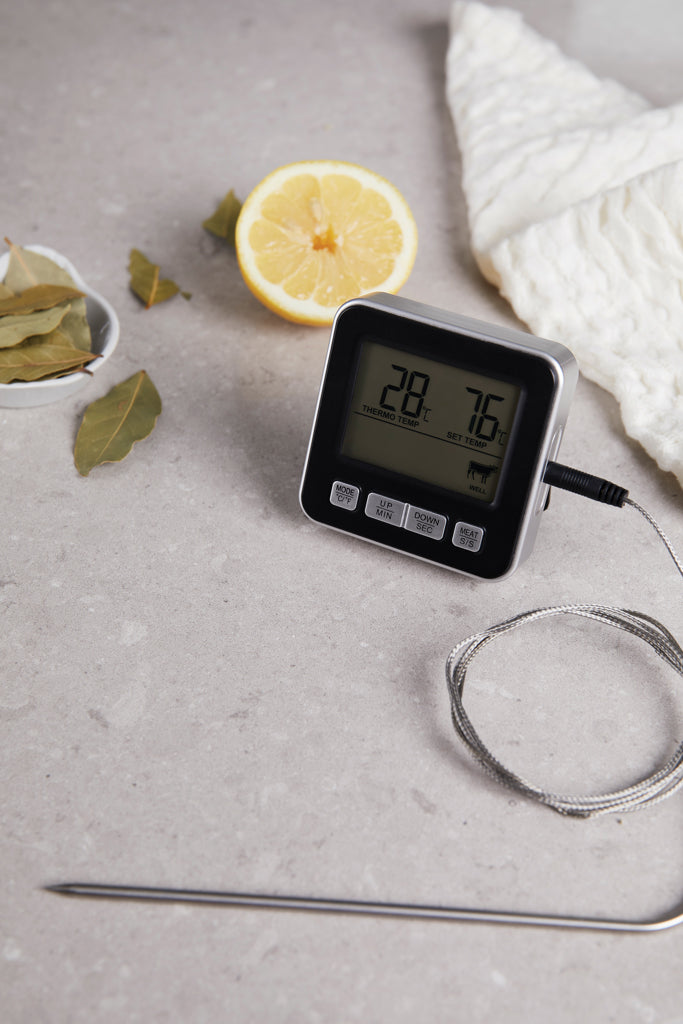 Branded VINGA Hays thermometer