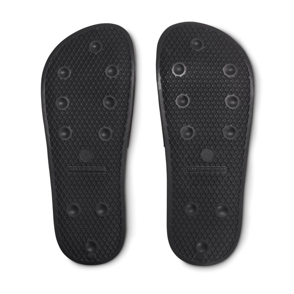 Branded Anti -slip sliders size 38/39