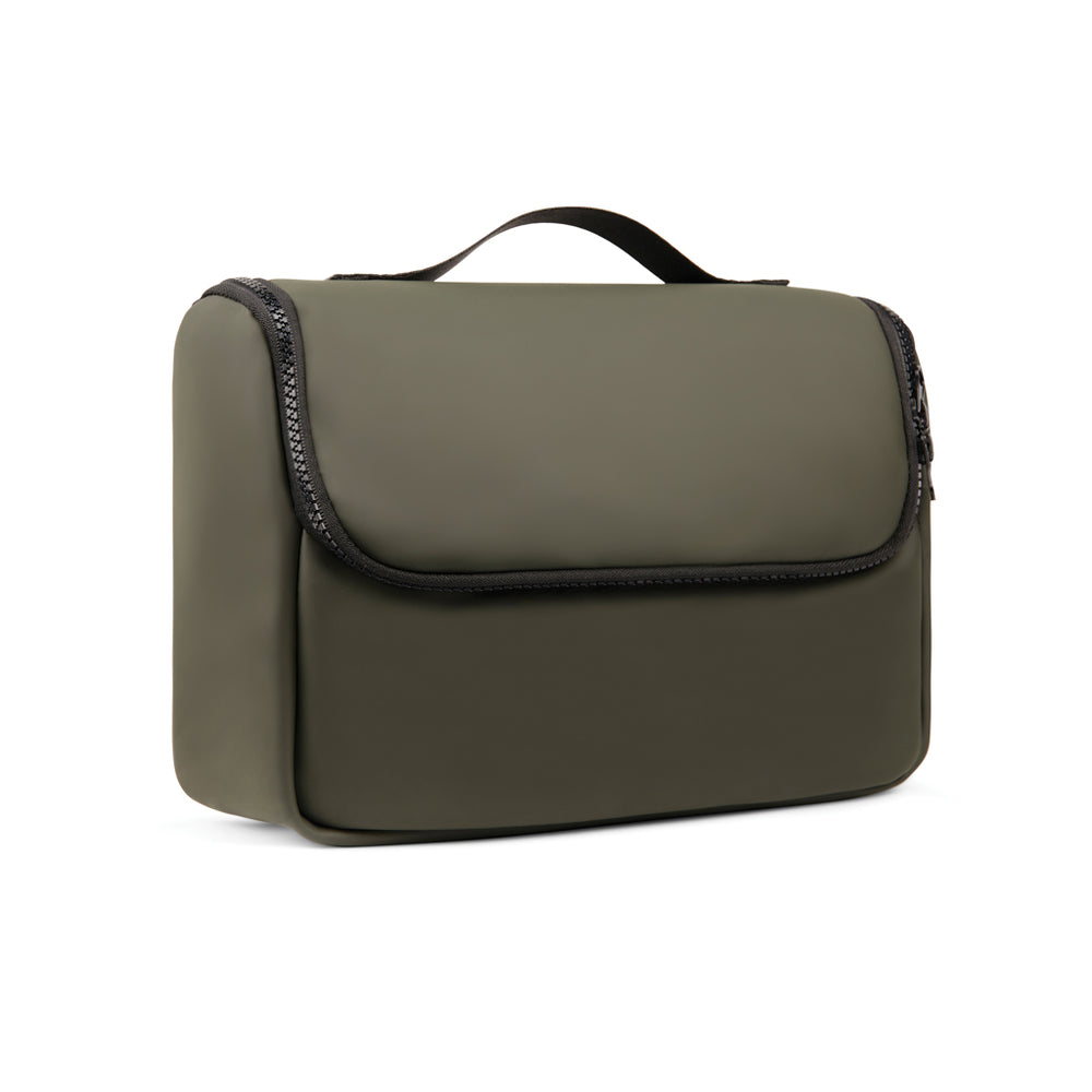 Branded VINGA Baltimore travel toiletry bag